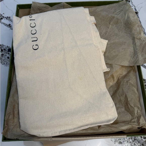 Gucci Women's Platform Lace-Up Boots in Cream and Brown - Picture 12 of 14